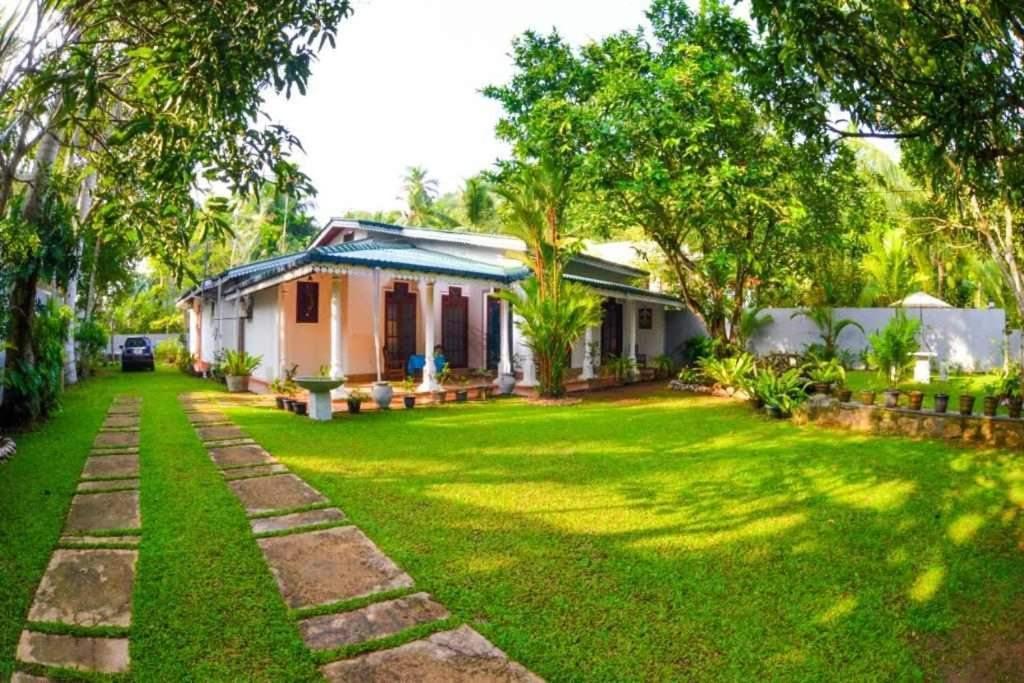 Thambara Villa Unawatuna Dış mekan fotoğraf